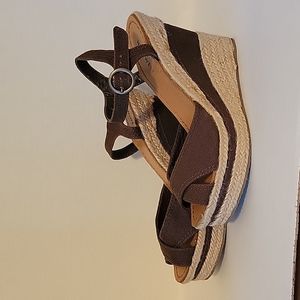 Nine West Wedge Sandles Sz 6.5M Thoughtful